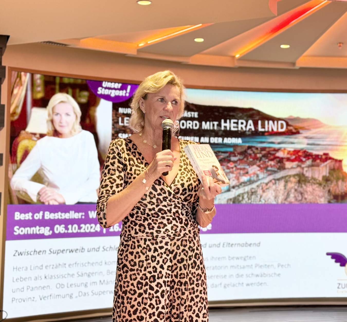 Hera Lind an Bord eines Luxusschiffes von Explora Journeys